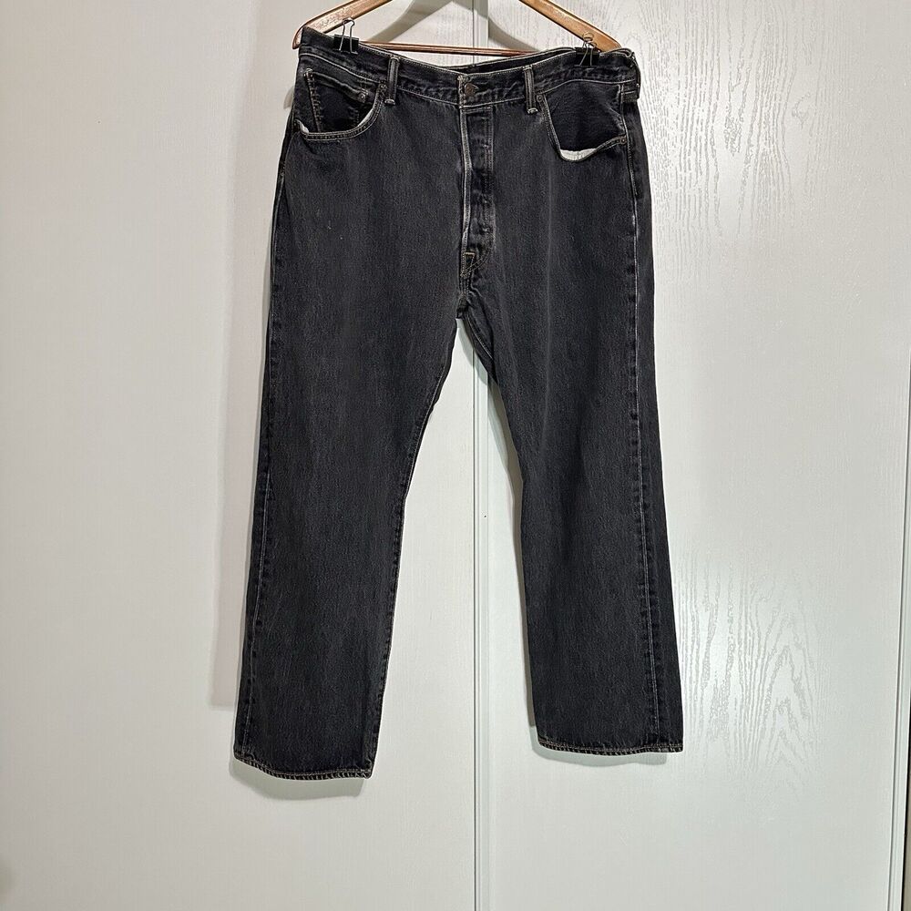 Levis 501 Jeans Mens Button Fly 40x30 Gray Original Fit Straight Leg Med Wash
